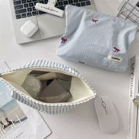 Pochette cosmétique bleue à carreaux avec broderie florale, organiseur de rouge à lèvres pour femme, pochette compacte pour retouches, pochette de rangement