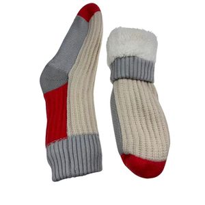 ถุงเท้าไหมพรมลายทาง คล้ายขนแพะ ทำจากอะคริลิก สีและขนาดตามสั่ง กันลื่น ระบายอากาศได้ดี นุ่มสบาย ใส่ได้ทั้งชายและหญิง เหมาะสำหรับฤดูหนาว - Product Image 3