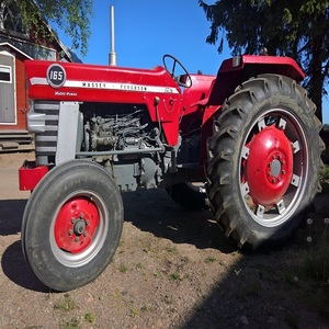 รถแทรกเตอร์ล้อยาง Massey Ferguson 165 เครื่องยนต์ดีเซล 40 แรงม้า ขับเคลื่อน 4 ล้อ ระบบเกียร์ มอเตอร์ เกียร์บ็อกซ์ ปั๊ม แบริ่ง รับประกัน 3 ปี - Product Image 3