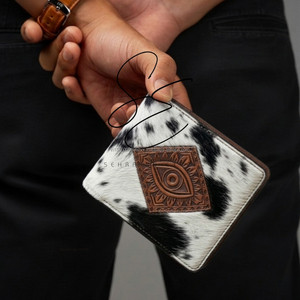 Cartera de Cuero Genuino Repujado para Hombre, Estilo Western Hecha a Mano, Billetera Bifold de Cuero con Pelo y Ojo Turco Grabado, Cartera Vaquera Vintage - Product Image 3