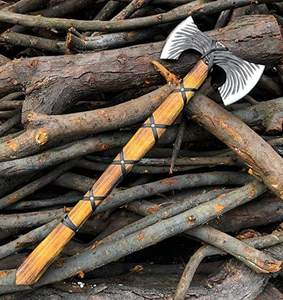 Hache viking à double lame, tête en acier au carbone, manche en bois, DIY OEM pour le camping en plein air et le bushcraft - Product Image 2
