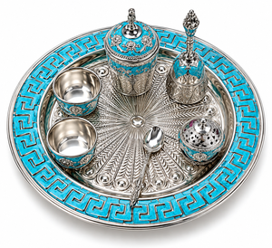 Juego de Thali de Lujo Plateado en Plata con Turquesa Azul, con Bandeja Decorativa Ornamentada, Tazones, Cuchara y Accesorios Rituales - Product Image 1