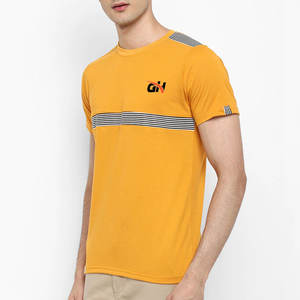 Camiseta de Hombre de Tela Cómoda, Estilo Casual Personalizado, Fabricada en Pakistán - Product Image 3