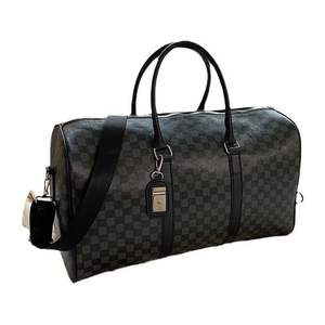 Nouveauté : Sac de voyage décontracté pour homme en cuir véritable, imperméable, sac de sport en cuir, en vente en ligne à bas prix - Product Image 1