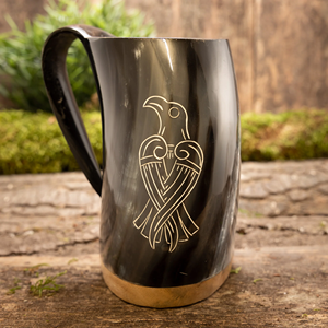 Corne à boire viking artisanale de style médiéval, écologique, en corne naturelle d'animal, pour cosplay, reconstitution historique, décoration rustique pour la maison, artisanat - Product Image 1