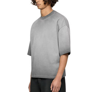 T-shirt Homme Oversize Dégradé Gris Ombré Manches Courtes Col Montant Coupe Boxy Streetwear Décontracté Luxe Minimaliste Ample en Coton - Product Image 2