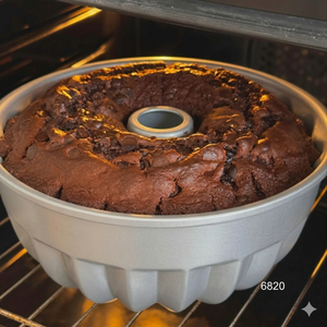 ATLAS STAR 7" Aluminum Round Cake Pan /Pound Cake <b>Mold</b> with PTFE Coating Food Safe & Reusable - Product Image 4