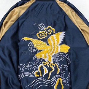 Chaqueta Sukajan Original de Material Satinado Suave, Diseño Personalizado, Costuras de Alta Calidad para Compradores - Product Image 3