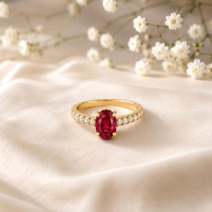 Bague en rubis rouge naturel, taille ovale, faite à la main, en argent sterling 925, plaqué or 18 carats, pavé de CZ, bague de fiançailles, bague de promesse, cadeau pour elle - Product Image 1
