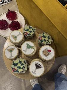 Posavasos de Cuentas Bordadas a Mano con Forma Personalizable para Decoración del Hogar, Cocina y Fiestas - Product Image 1