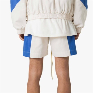 Shorts pour hommes à blocs de couleur avec cordon de serrage à la taille, bleu et blanc, style sportif décontracté, tissu polyester respirant - Product Image 3