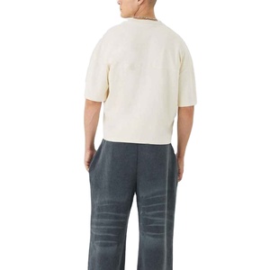 Camiseta Deportiva Ligera con Cuello en V, Malla Transpirable, de Secado Rápido, Nueva, de Alta Calidad - Product Image 4