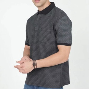 Polo de punto para hombre, manga corta, diseño de puntos, ropa informal, cuello negro, personalizable, venta al por mayor, OEM - Product Image 1