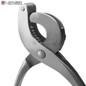 Émasculateur Bertschy 37 cm pour bovins, instrument vétérinaire de castration avec cliquet en acier inoxydable - Product Image 5