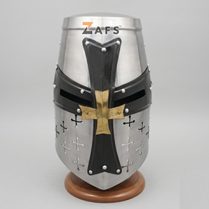 Casco Medieval de Cruzado Hecho a Mano, Casco de Caballero Templario de Acero Suave con Detalles en Latón para Cosplay y Reenactamiento - Product Image 1