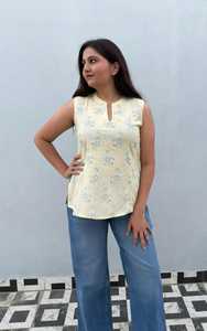 Top Corto sin Mangas para Mujer, Color Amarillo Suave, Estampado Floral, Viscosa y Rayón, Corte Holgado, Estilo Casual para Jeans, Oficina, Verano - Product Image 4