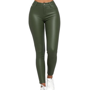 Pantalon en cuir sur mesure de haute qualité pour femmes, couleur unie, logo personnalisé, style devant plat, pantalon en cuir sexy - Product Image 1