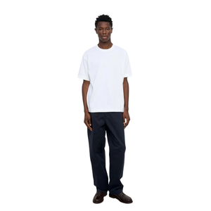 T-shirt uni à col rond et manches courtes pour homme, coupe droite classique, en jersey, fournisseur de vêtements personnalisés OEM en gros - Product Image 6