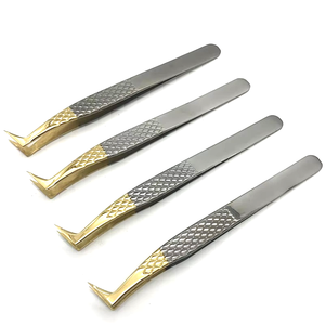 Pinzas Profesionales para Pestañas Charm, de Titanio y Acero Inoxidable, Agarre Suave y Sostenible, Punta Fina y Duradera, para Manicura - Product Image 2