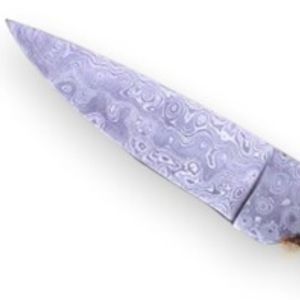 Couteaux de chasse en acier Damas faits à la main avec lame fixe courbée et manche en bois brun pour le camping en plein air, le dressage sur le terrain et le bushcraft - Product Image 4