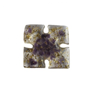Grossiste de Cabochons Orgone Gravés et Sculptés à Motif Géométrique, en Améthyste, Effet Tactile Réel, Énergie Positive, Meilleure Vente en Ligne - Product Image 1