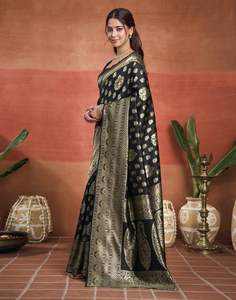 Sari en soie noir et or avec motifs brodés pour mariage, sari indien traditionnel pour femme, longueur au sol, coupe classique - Product Image 5