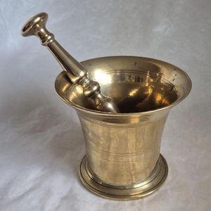 Eco Friendly Solid Brass Mortar And Pestle <b>Grinder</b> For Kitchen Spice Grinding And Herbal Medicine Preparation - Product Image 2