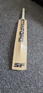 ไม้คริกเก็ต SF PRO TEN รุ่นอิงลิชวิลโลว์ ด้ามสั้น - Product Image 3