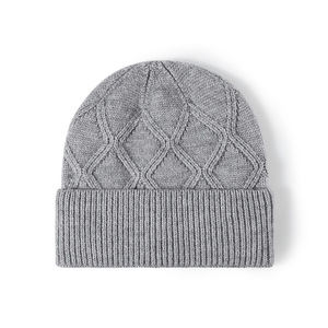 Gorro de Punto Unisex Negro Sólido con Estampado por Transferencia Térmica, 100% Acrílico, Casual de Invierno para Adultos, 58-60CM, Tejido a Mano para Exteriores - Product Image 5