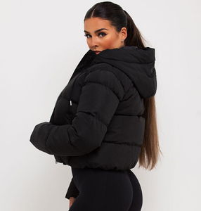 Veste matelassée haut de gamme OEM pour femme, vêtement décontracté d'extérieur personnalisé pour femme, coupe-vent avec fermeture éclair et poches latérales, manteau pour femme - Product Image 2