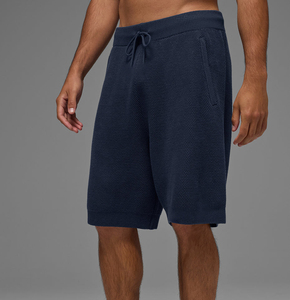 Shorts Bermuda en tricot pour homme, taille élastique avec cordon de serrage, taille mi-haute, couleur unie, décontracté, bleu marine - Product Image 3