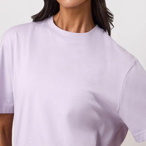 Camiseta de Manga Corta con Cuello Redondo y Logotipo Personalizado al por Mayor para Mujer, Ajuste Holgado, Color Sólido, Tejido Transpirable, Ropa Casual de Primavera - Product Image 6
