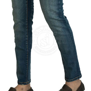 Jean moderne pour homme, style décontracté et streetwear, matière durable pour un usage quotidien et les voyages. - Product Image 3
