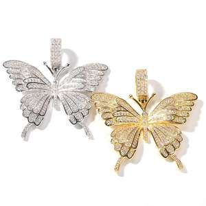 Pendentif Papillon en Argent Moissanite, Bijou de Luxe Hip Hop Givré pour Fête et Événement, Cadeau Tendance Style Éclatant - Product Image 3