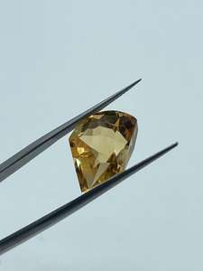 พลอยซิทรินธรรมชาติทรงชิลด์คัท น้ำหนัก 8.90 กะรัต ขนาด 12.20x16.50 มม. สำหรับทำเครื่องประดับ ขนาดสั่งทำได้ คุณภาพสูง - Product Image 4