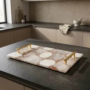 Plateau de service rectangulaire en céramique avec motif marbre agate, poignées dorées, design minimaliste, plat décoratif - Product Image 2