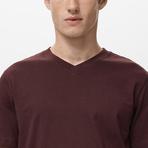 T-shirt Homme à Manches Courtes, Col en V, Design Tendance 2026, Personnalisable avec Logo, Matière Douce, Prix Abordable, Vêtement Décontracté - Product Image 2