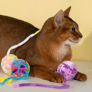 Lot de 9 jouets pour chat en pelote de laine tissée à la main avec clochette intégrée, balles interactives douces pour chatons, jouets résistants aux griffures et aux morsures pour animaux de compagnie - Product Image 3