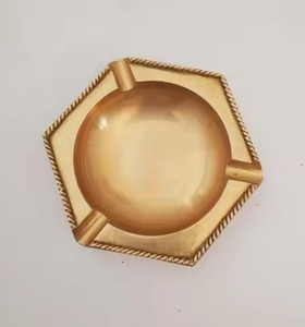 Premium Finish Metal Ashtray Cigarette Ashtray Windproof Outdoor Indoor Smoking Ash Holder <b>Table</b> Use - Product Image 3