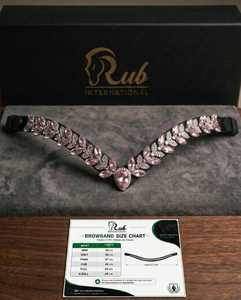 รุ่น Crystal Horse Model 7860B สายคาดศีรษะหนังบุนวมอย่างดี ปรับแต่งได้ สายคาดศีรษะโค้งมน ออกแบบโลโก้ได้ตามต้องการ ประดับคริสตัลวิบวับ - Product Image 1