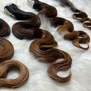 Paquetes de cabello ondulado súper doble dibujado con encaje HD 100% extensiones de cabello ondulado ombre crudo de un solo donante - Product Image 1