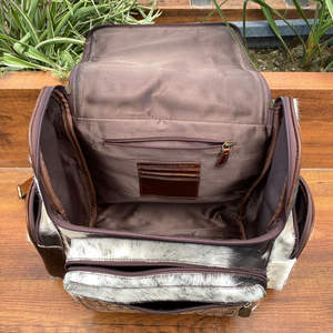 2025 meilleure qualité noir et blanc motif à carreaux en cuir de vachette usiné fantaisie luxueux OEM sac à dos en cuir véritable pour unisexe - Product Image 6