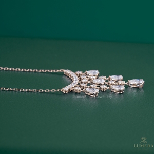 สร้อยคอเพชรทรงหยดน้ำแบบเรียงซ้อนประดับเพชรทรงกลมแบบฝังเพชร 14K ทองคำแท้ เครื่องประดับหรูหราสำหรับผู้หญิง - Product Image 4
