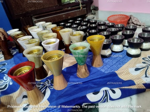 Quemador de Resina de Oud Árabe Hecho a Mano con Base de Madera Premium para una Fragancia Casera de Lujo y Decoración con Ambiente de Ramadán - Product Image 5