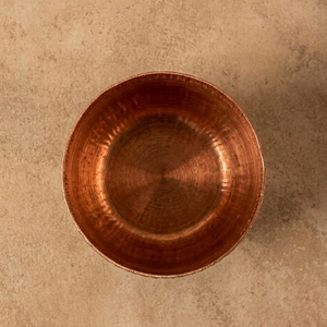 Vase à fleurs de luxe en cuivre martelé, élégant, texturé or rose, fait main, décoration d'intérieur, centre de table, unité unique uniquement - Product Image 5