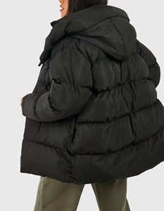 Veste matelassée pour femme, style hiver décontracté, grande taille, logo personnalisé imprimé, 100% polyester, veste pour femme. - Product Image 2