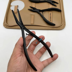 ชุดอุปกรณ์ต่อผมสแตนเลสสีดำด้าน พร้อมหนังสีน้ำตาล ไมโครบีดส์ คีมหนีบ แผ่นกันความร้อน และเวลโคร-ออลอินวัน - Product Image 5