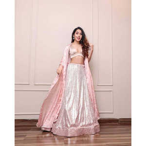 Ropa de fiesta de diseñador para mujer Lehenga Choli con Conjunto elegante de trabajo secuencial - Product Image 2