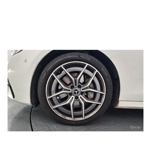 Mercedes-Benz E220d 4MATIC AMG Line Clase E 2023 con 37,706 km, Diésel, Automático, Asientos de Cuero, Volante a la Izquierda, Cámara Trasera - Product Image 5