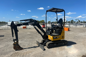 Mini-excavatrice 17 P-Tier 2024 conçue pour des travaux de précision et des chantiers compactes - Product Image 3